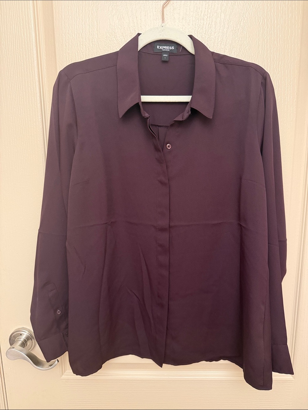 Express Women's Button-Down Shirt - Burgundy